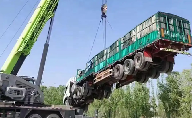乐山道路脱困救援案例